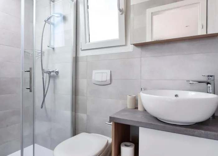 Mobilheim Direkt Am By Interhome * أوغليان